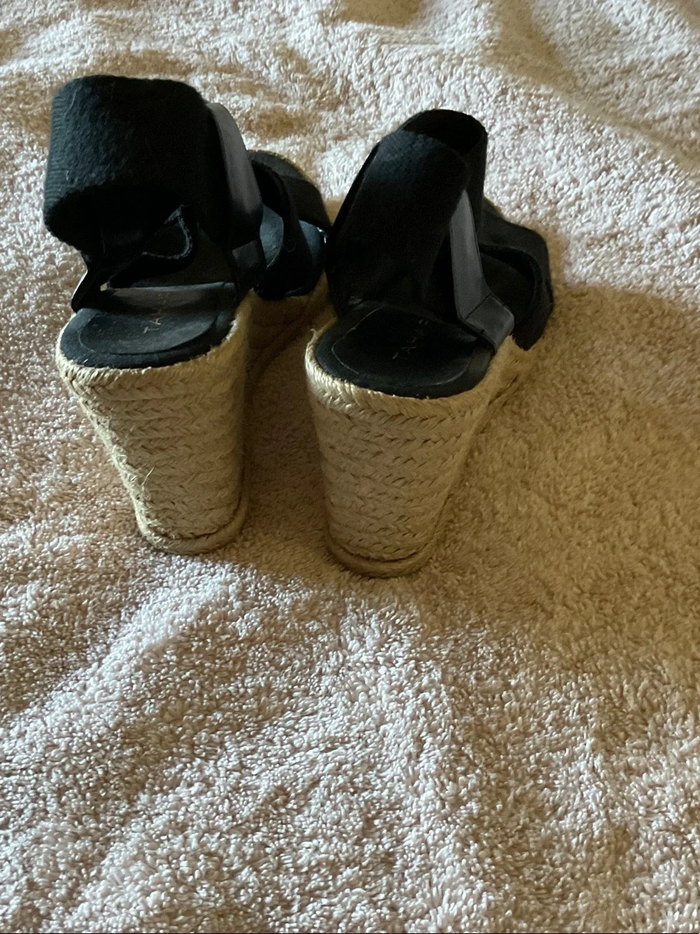 Tahari Black Kids Strappy Sandals